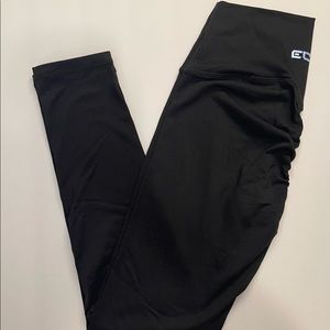 ECHT Scrunch Butt Leggings
